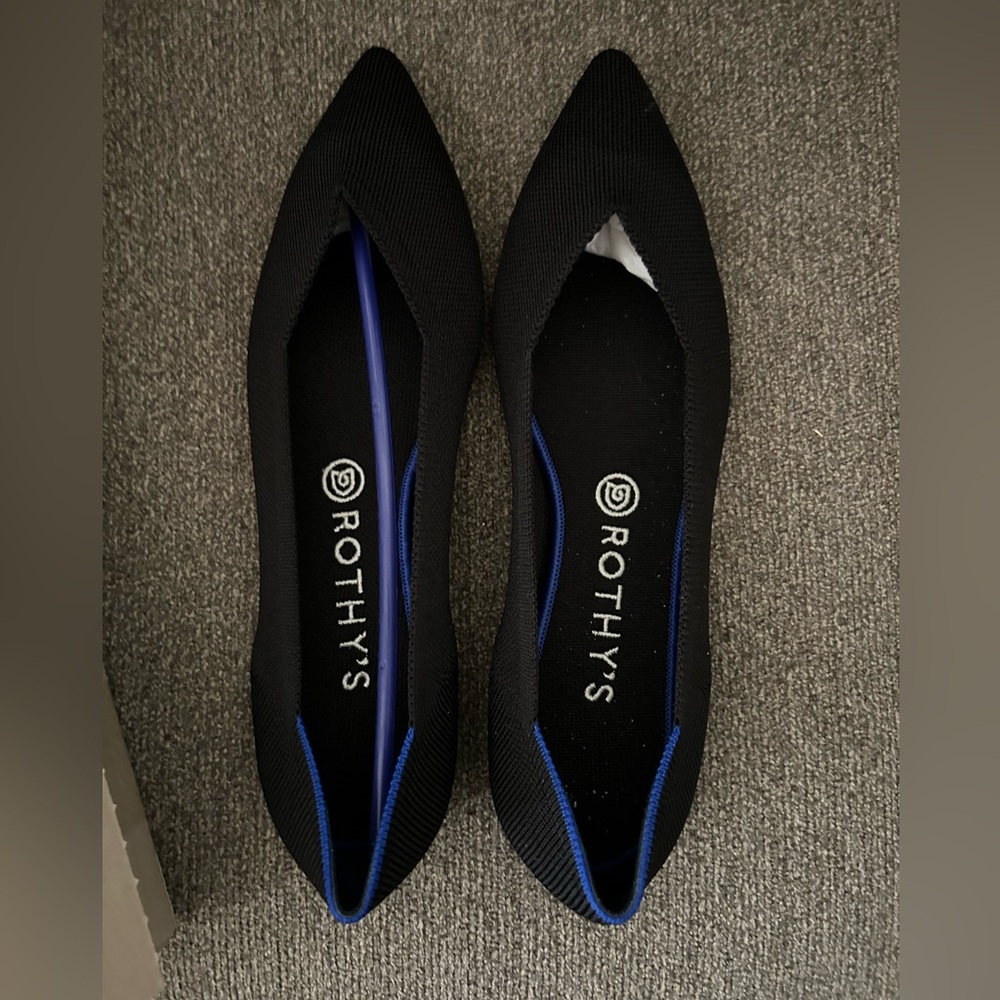 Black ROTHY’s flats. BRAND NEW SIZE 10.5